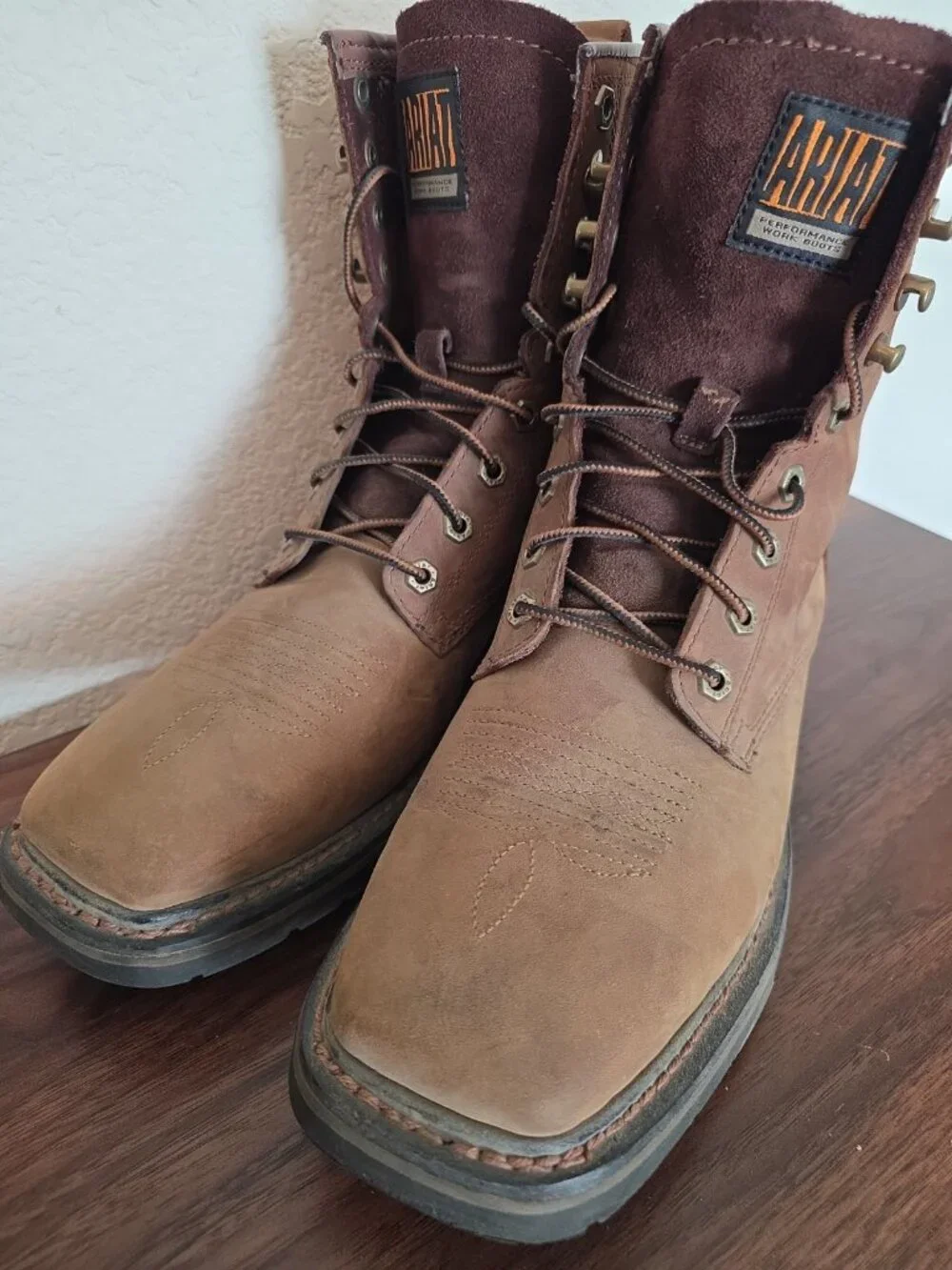 Ariat mens 9D cascade square soft toe lace up work boots 10011916 8